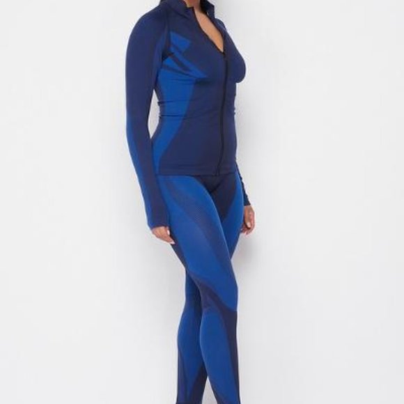 ACTIVEWEAR SET (NOT PART OF THE 2 FOR $15) - Picture 3 of 5